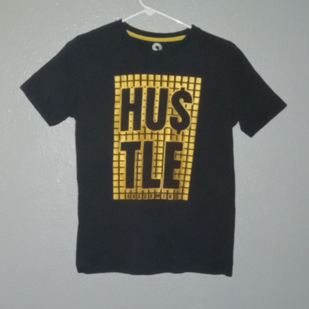 Akademiks Hustle t-shirt
